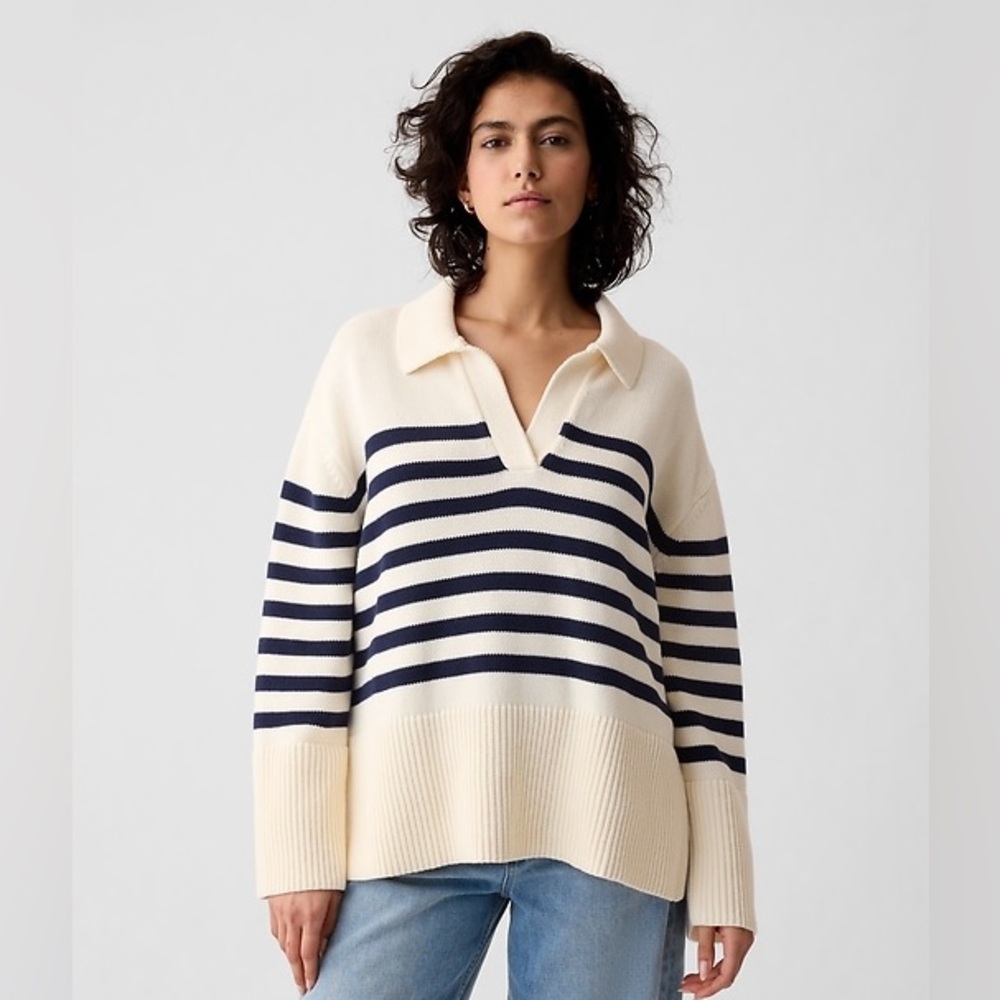 GAP Ivory and Navy Striped 100% Cotton Sweater